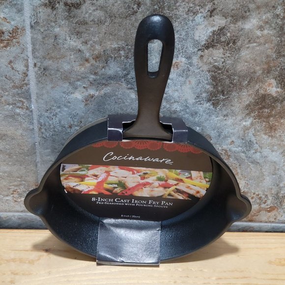 Cocinaware Cast Iron Fry Pan Skillet 8 Inches Pour Spouts New - Picture 4 of 9
